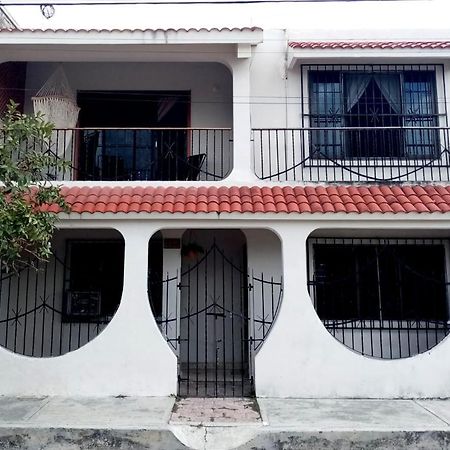 Casa Vacacional Ventura Apartment โกซูเมล ภายนอก รูปภาพ