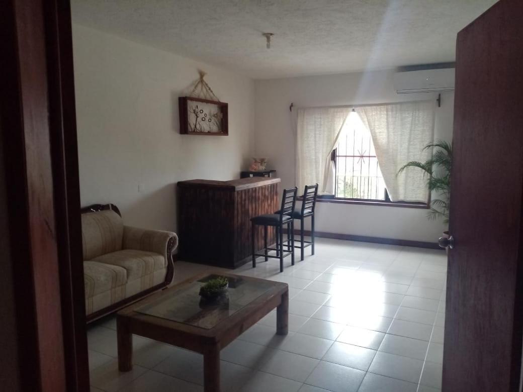 Casa Vacacional Ventura Apartment โกซูเมล ภายนอก รูปภาพ